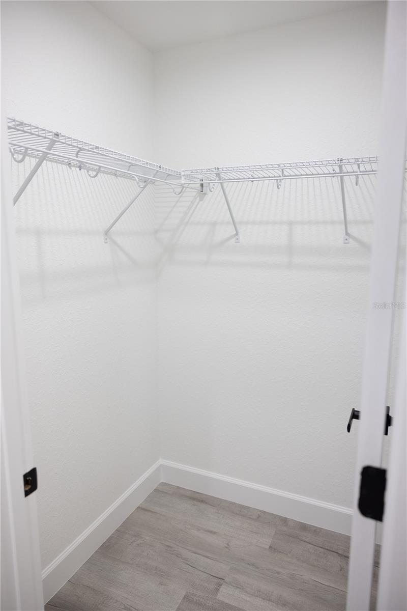 SILVER SPGS SHORES 25 - Residential