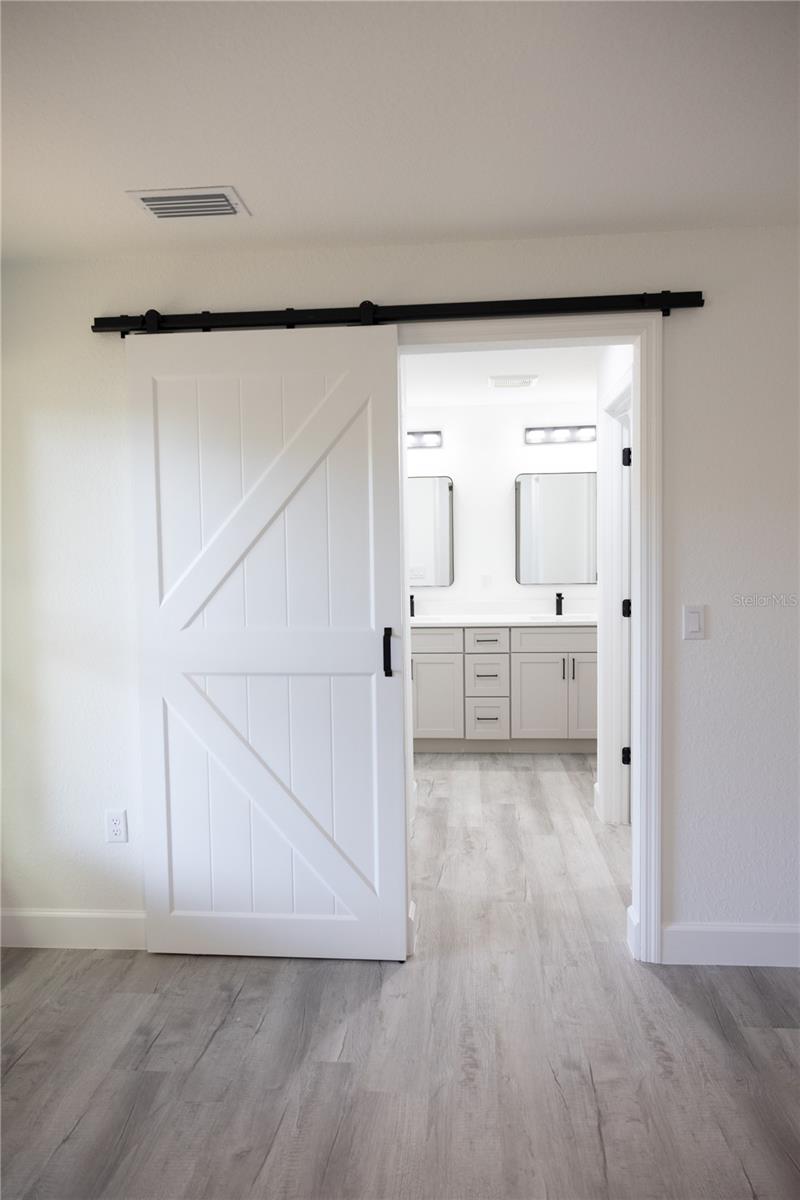 SILVER SPGS SHORES 25 - Residential