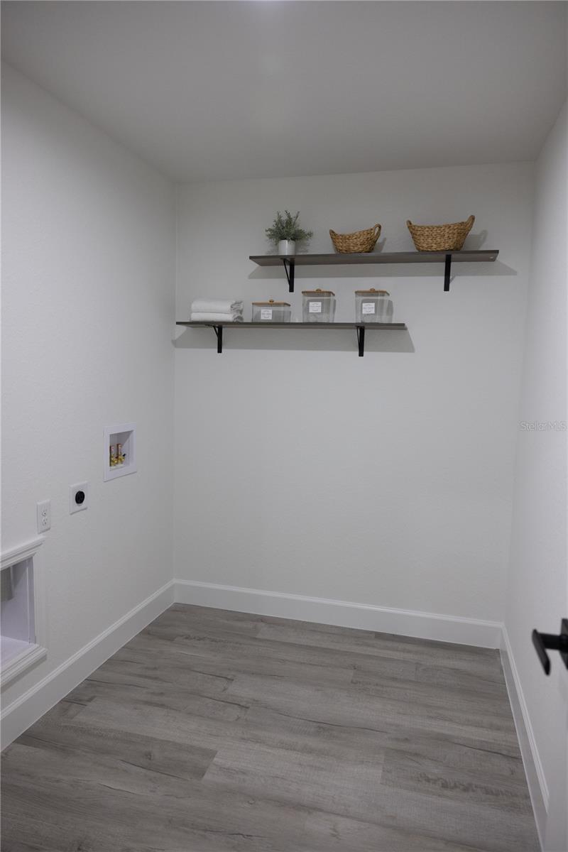 SILVER SPGS SHORES 25 - Residential