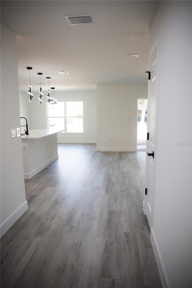 SILVER SPGS SHORES 25 - Residential