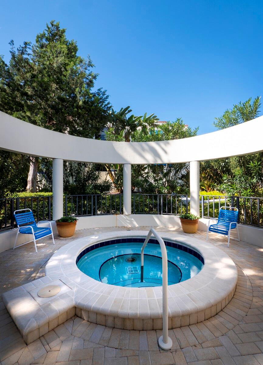 FAIRWAY BAY 1 - Residential