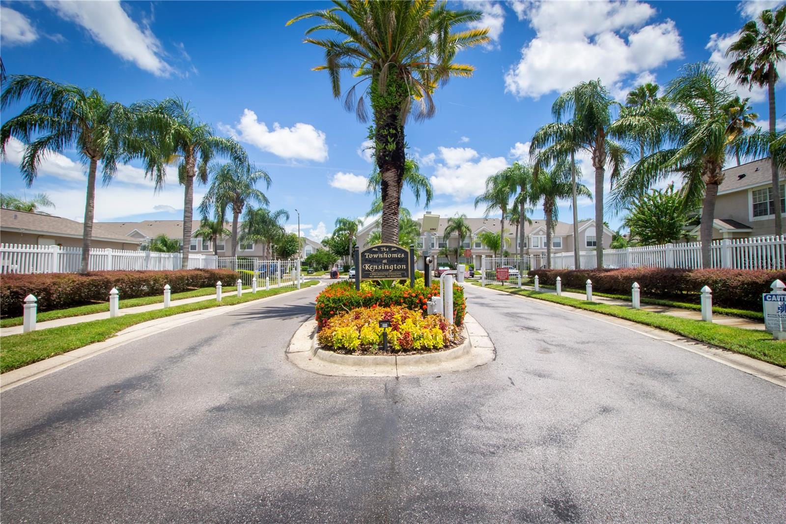 THE TWNHMS AT KENSINGTON PH - Residential