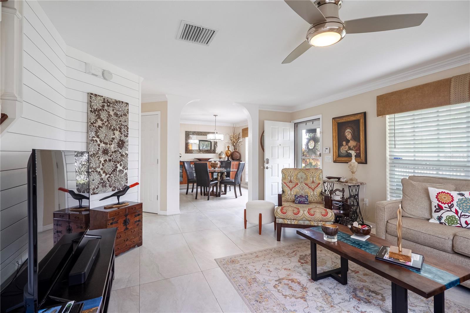 THE TWNHMS AT KENSINGTON PH - Residential