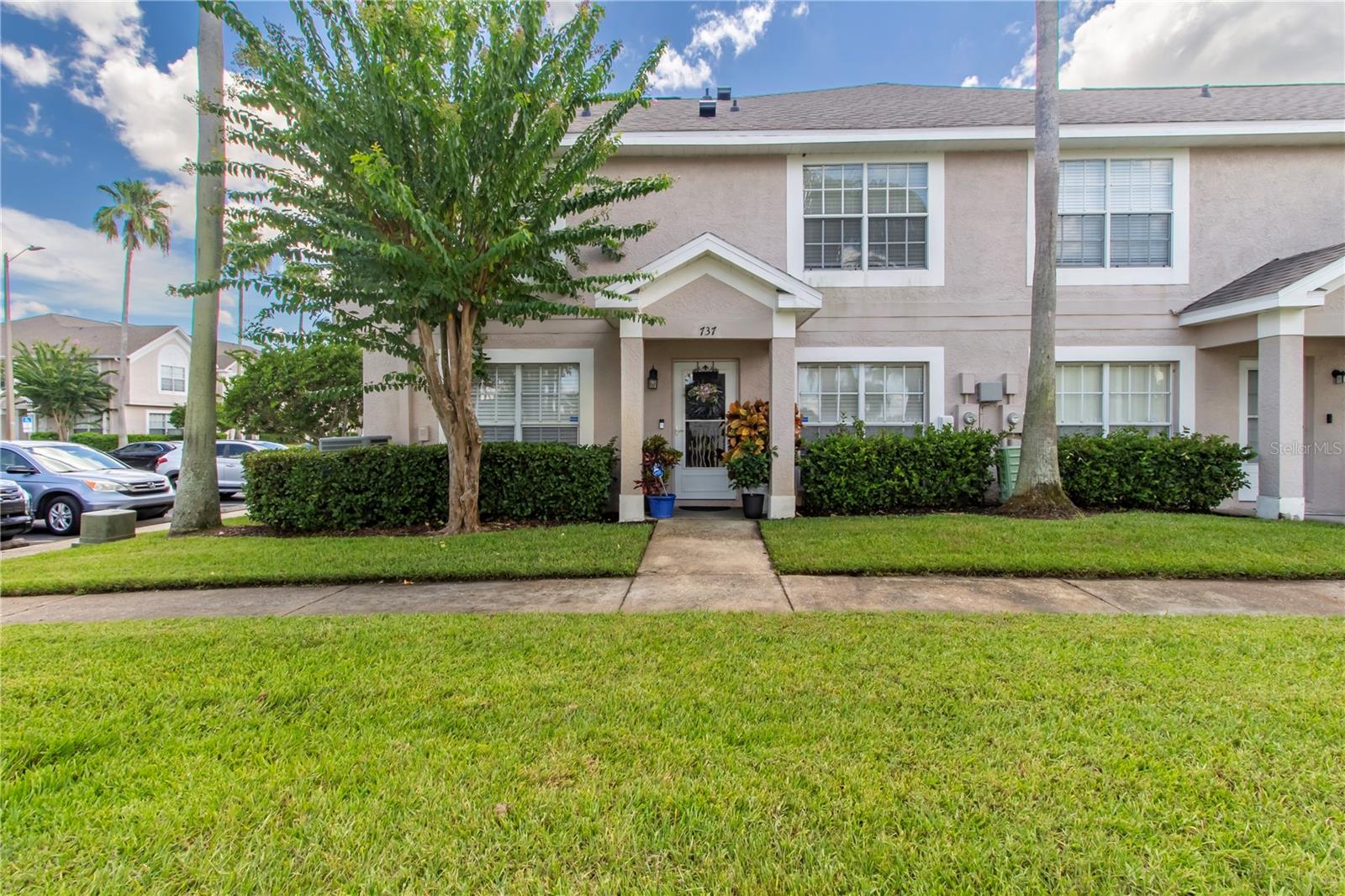 Welcome to Kensington Lake, a meticulously maintained community nestled in the heart of Brandon, FL. This charming townhome is the perfect choice for first-time homebuyers or couples embarking on their family journey. The second floor features two generously sized bedrooms, each filled with natural light, and a full bathroom. These rooms are thoughtfully designed for maximum comfort and functionality, and for added convenience, a dedicated washer and dryer closet is located on the upper floor.
On the first floor, you’ll find a cozy living room, ideal for entertaining guests or enjoying peaceful family nights. For those who love to cook, the kitchen is a true standout — equipped with modern amenities and designed to inspire your inner chef. The kitchen bar is a fantastic addition, perfect for casual meals or family gatherings. Adjacent to the kitchen, the dining room features built-in cabinetry, adding both style and practicality to your dining experience.
This townhouse includes a dedicated parking space, along with ample visitor parking for your convenience. When you're ready to unwind, take a relaxing dip at the community pool. Location is key—this home is just minutes from the Brandon Mall, convenience stores, and popular restaurants, offering the perfect blend of comfort and accessibility.