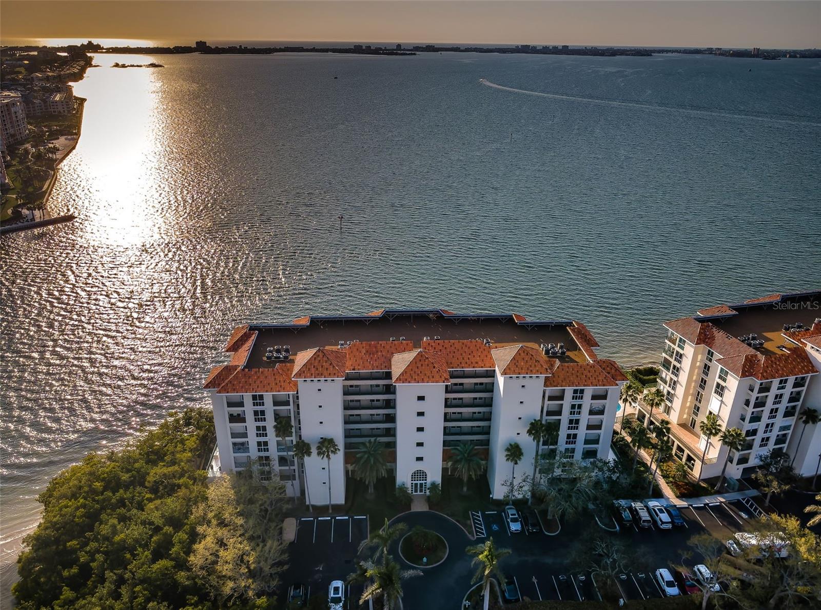 4830 OSPREY DRIVE S 305