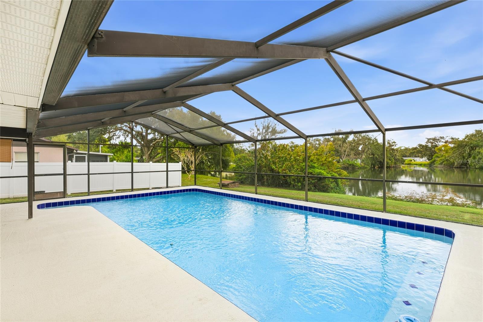 DE SOTO LAKES - Residential