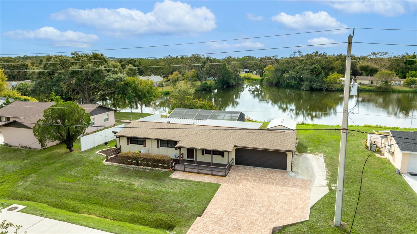 DE SOTO LAKES - Residential