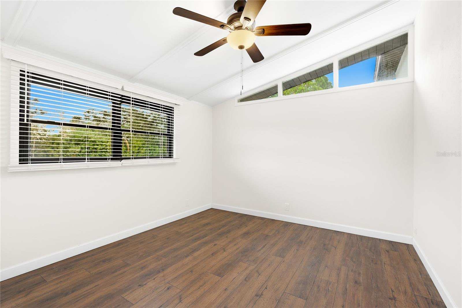 DE SOTO LAKES - Residential