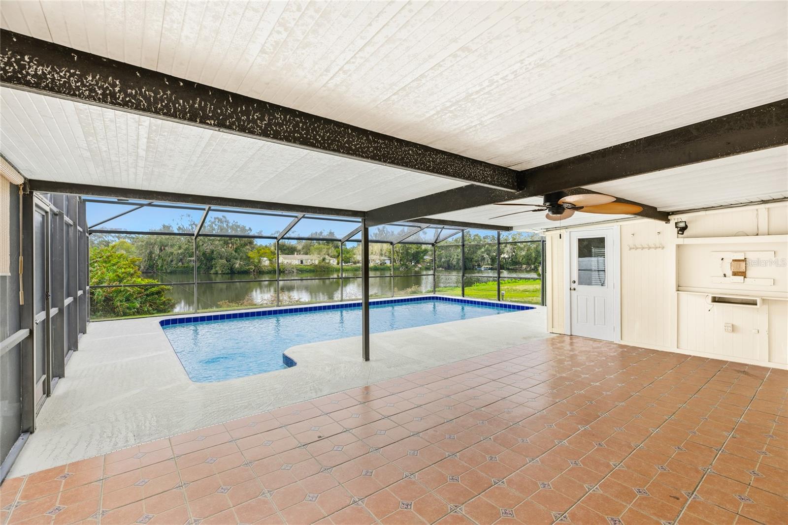 DE SOTO LAKES - Residential