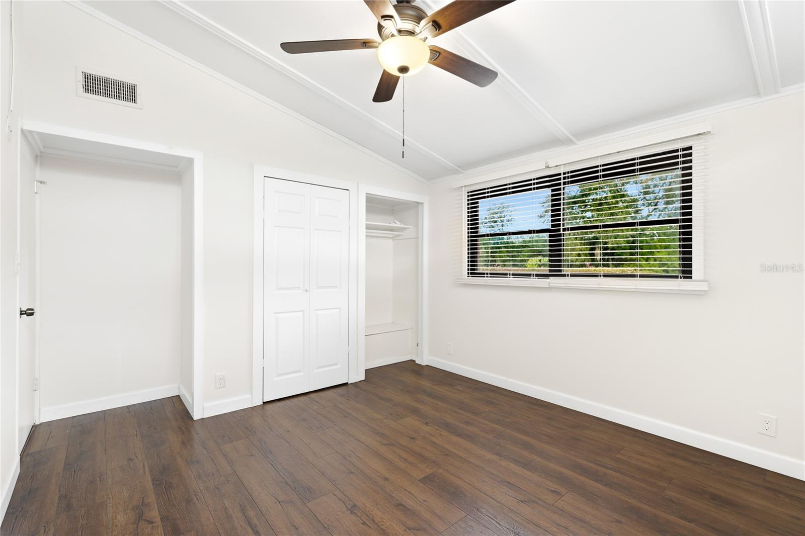 DE SOTO LAKES - Residential