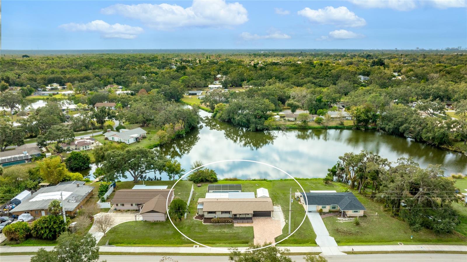 DE SOTO LAKES - Residential