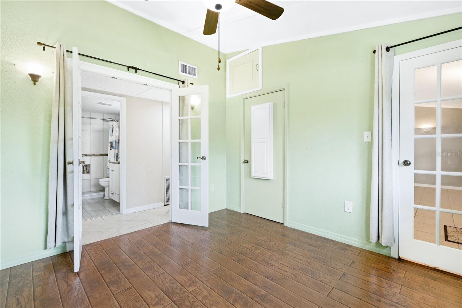 DE SOTO LAKES - Residential