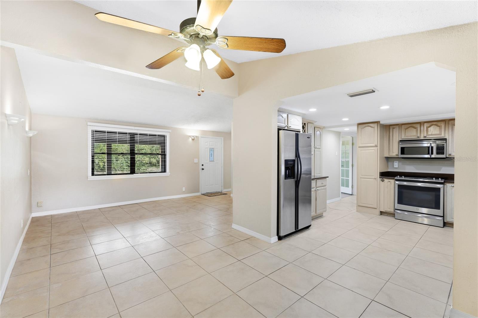 DE SOTO LAKES - Residential