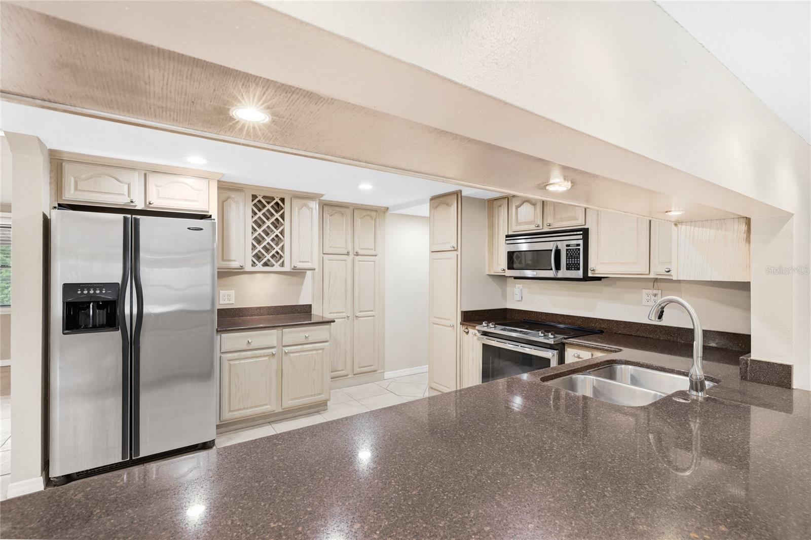 DE SOTO LAKES - Residential