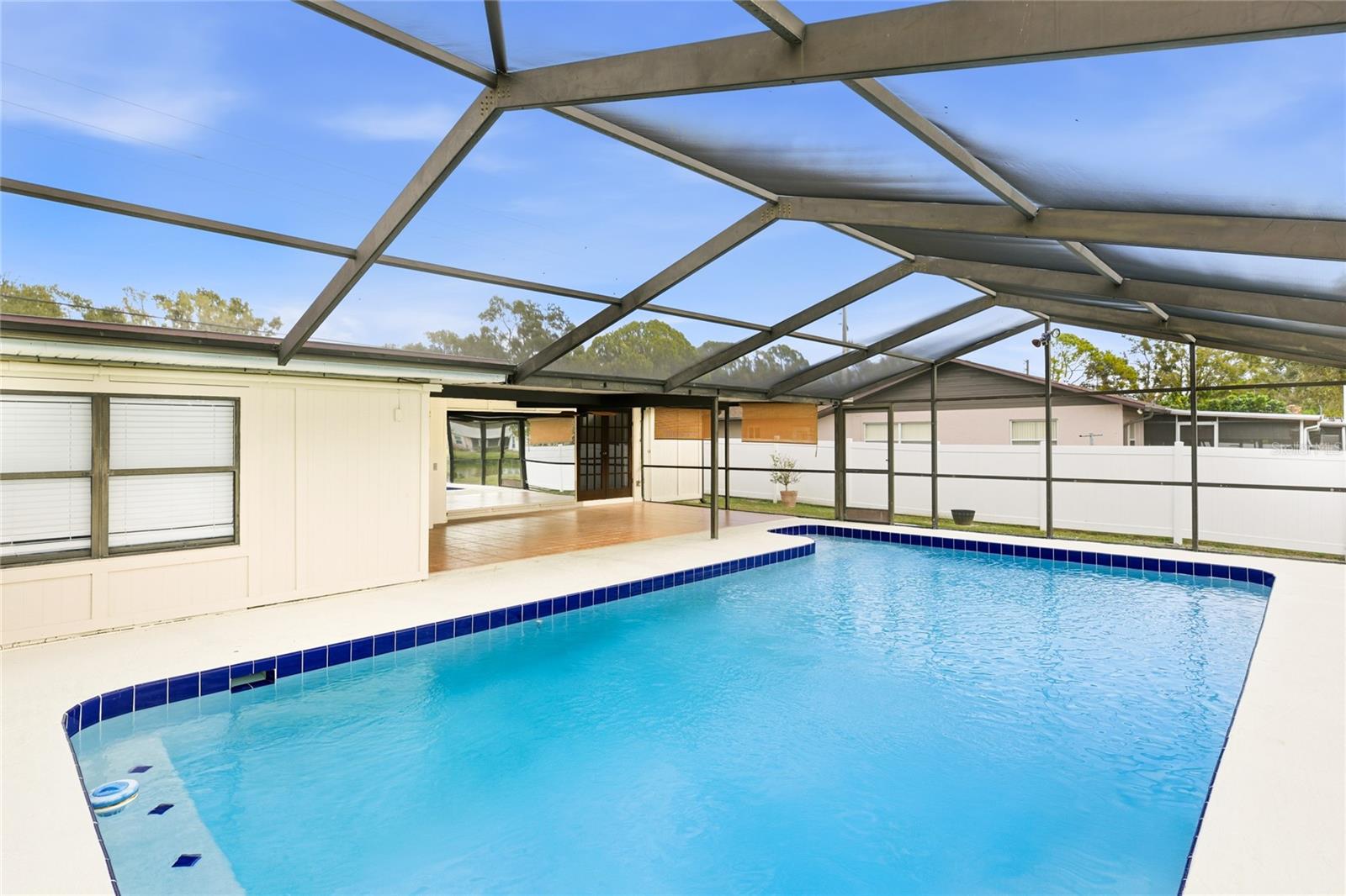 DE SOTO LAKES - Residential