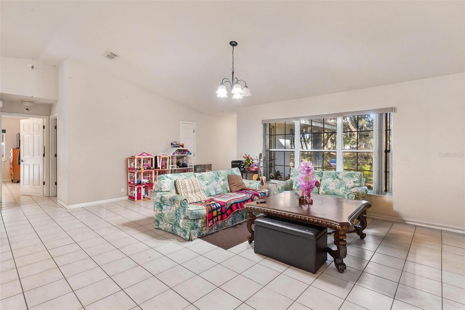 JACKSONS RIVER COUNTRY ESTATES - Residential