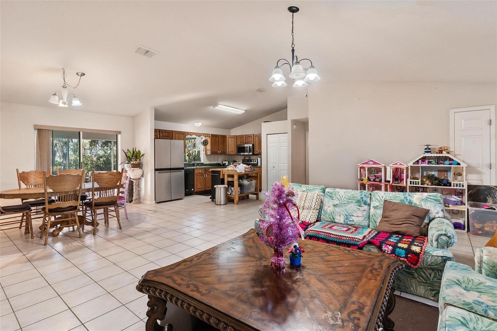 JACKSONS RIVER COUNTRY ESTATES - Residential