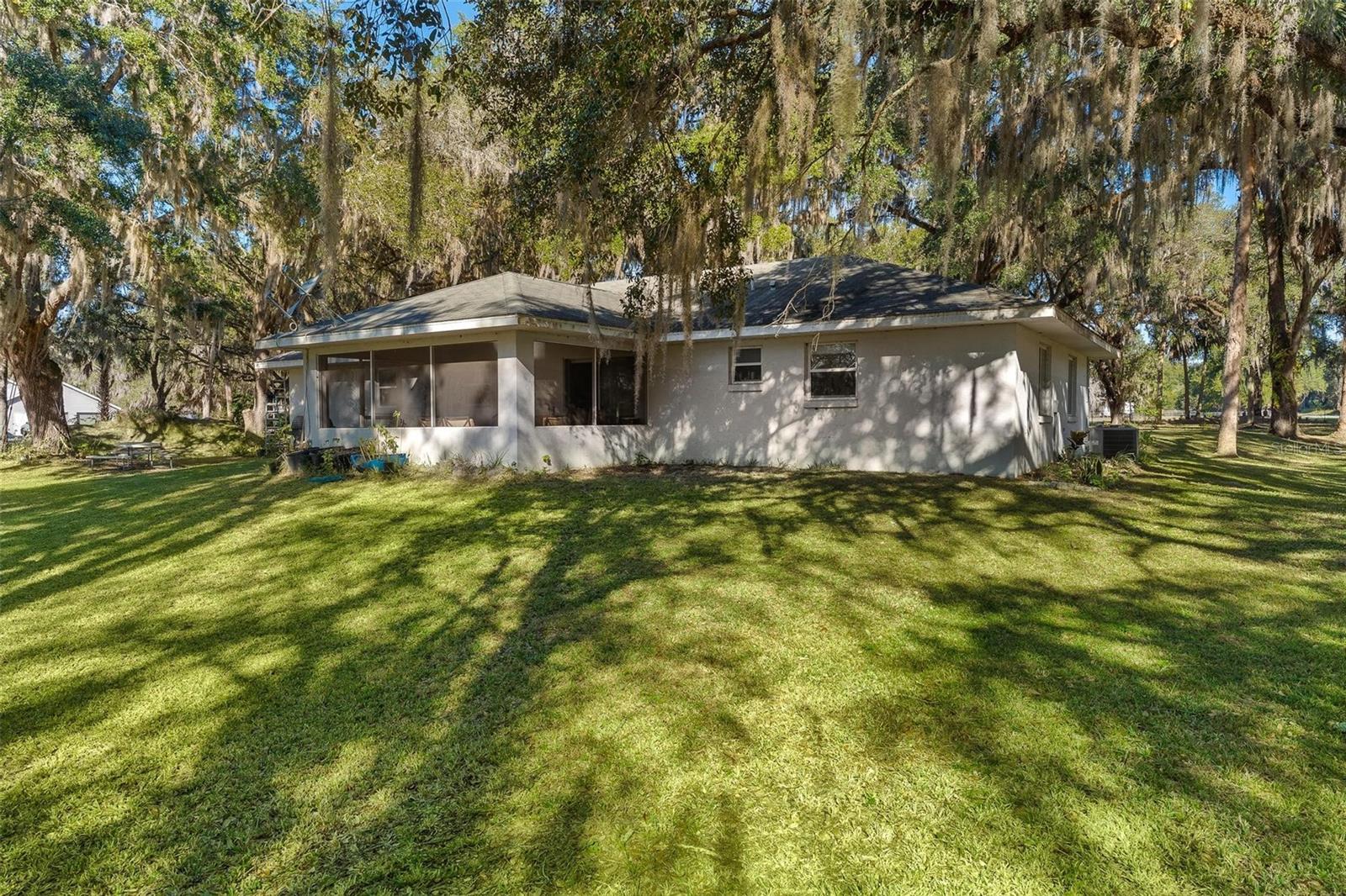 JACKSONS RIVER COUNTRY ESTATES - Residential