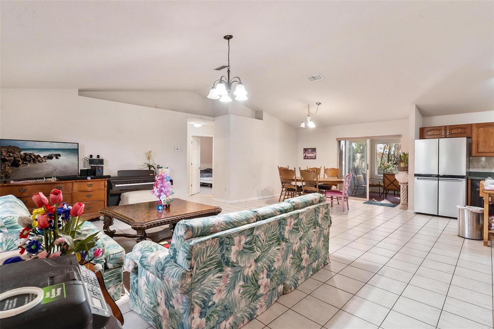 JACKSONS RIVER COUNTRY ESTATES - Residential