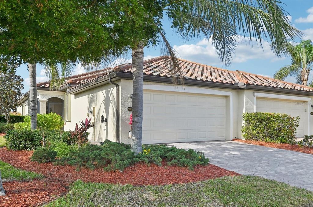 Photo of 20188 Tesoro Drive, Venice, FL 34293 (MLS # N6138462)
