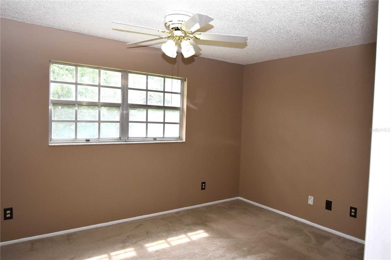 HARBOUR TOWNE CONDO - Residential