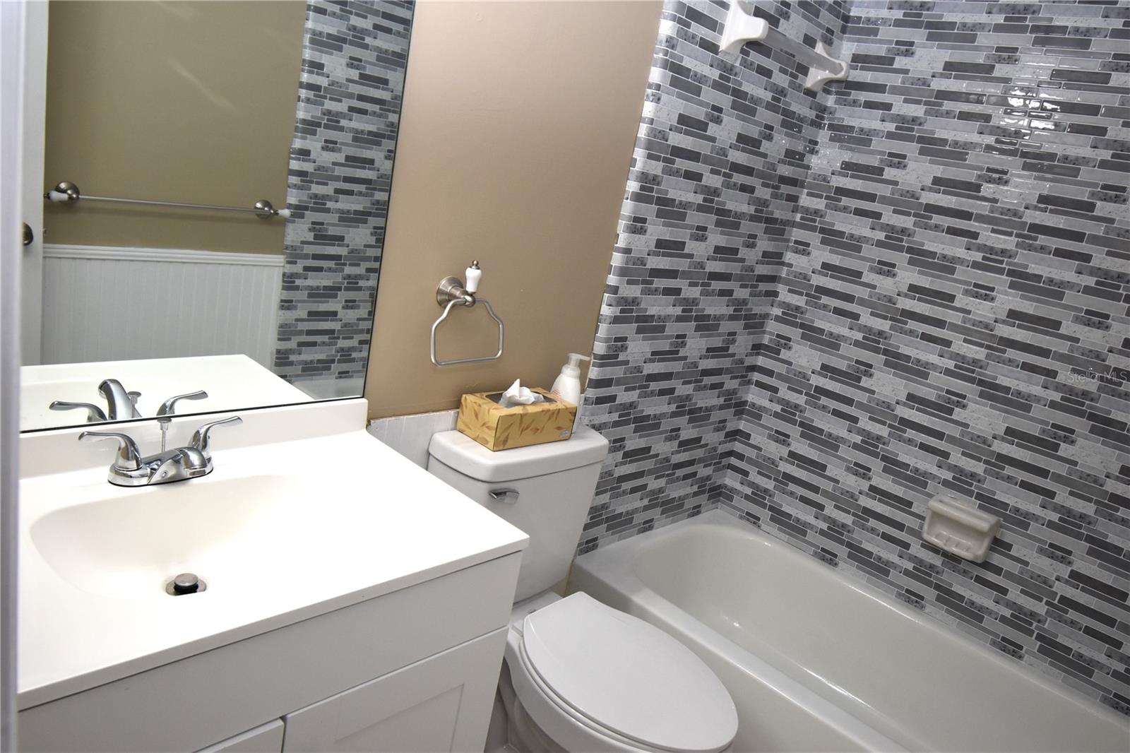 HARBOUR TOWNE CONDO - Residential
