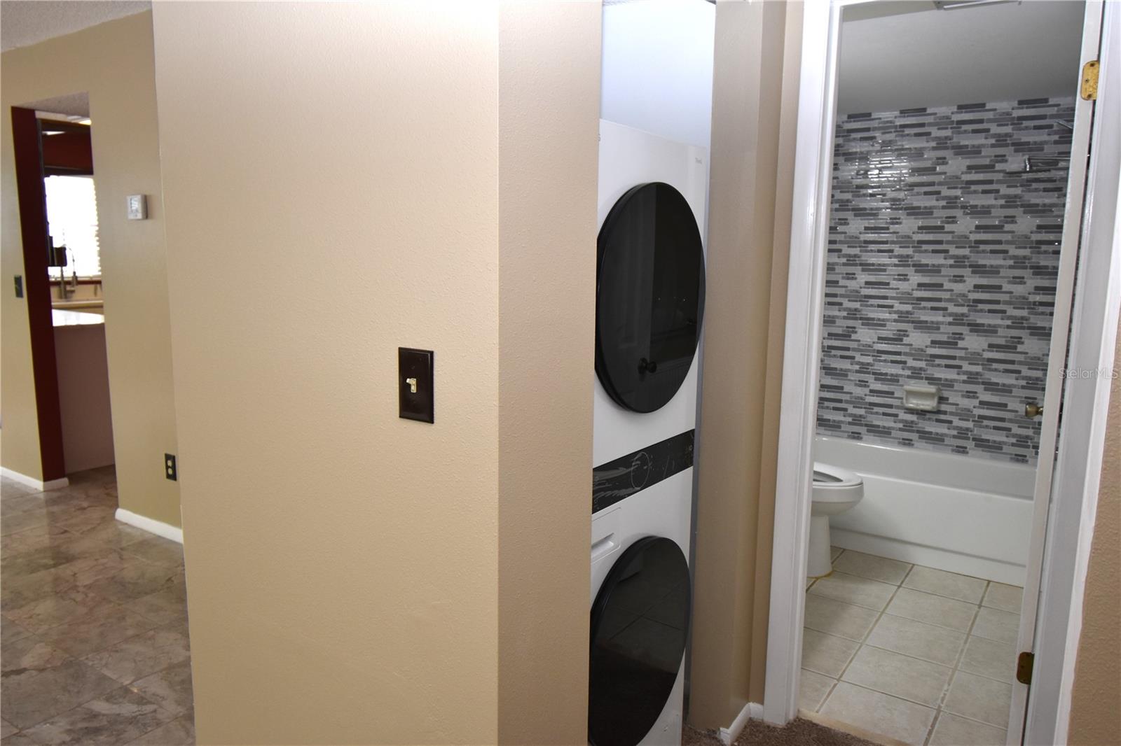 HARBOUR TOWNE CONDO - Residential