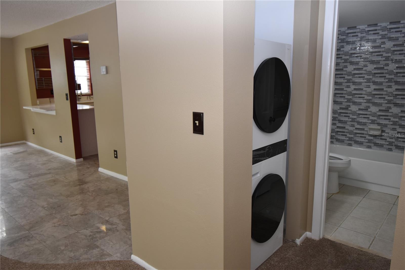 HARBOUR TOWNE CONDO - Residential