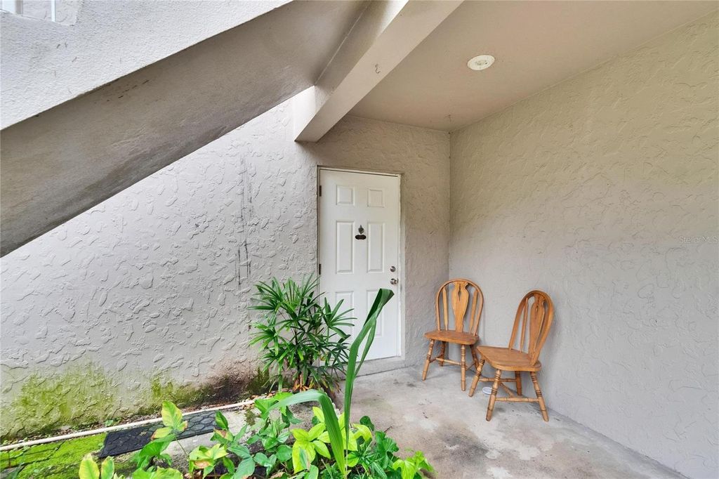 Photo of 125 Picardy Villa Circle #100, Brandon, FL 33510 (MLS # TB8392410)