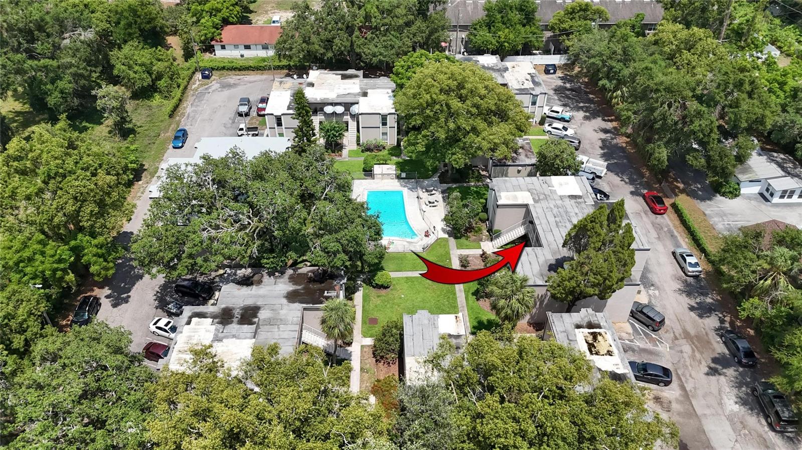 OAKWOOD COURT CONDO - Residential