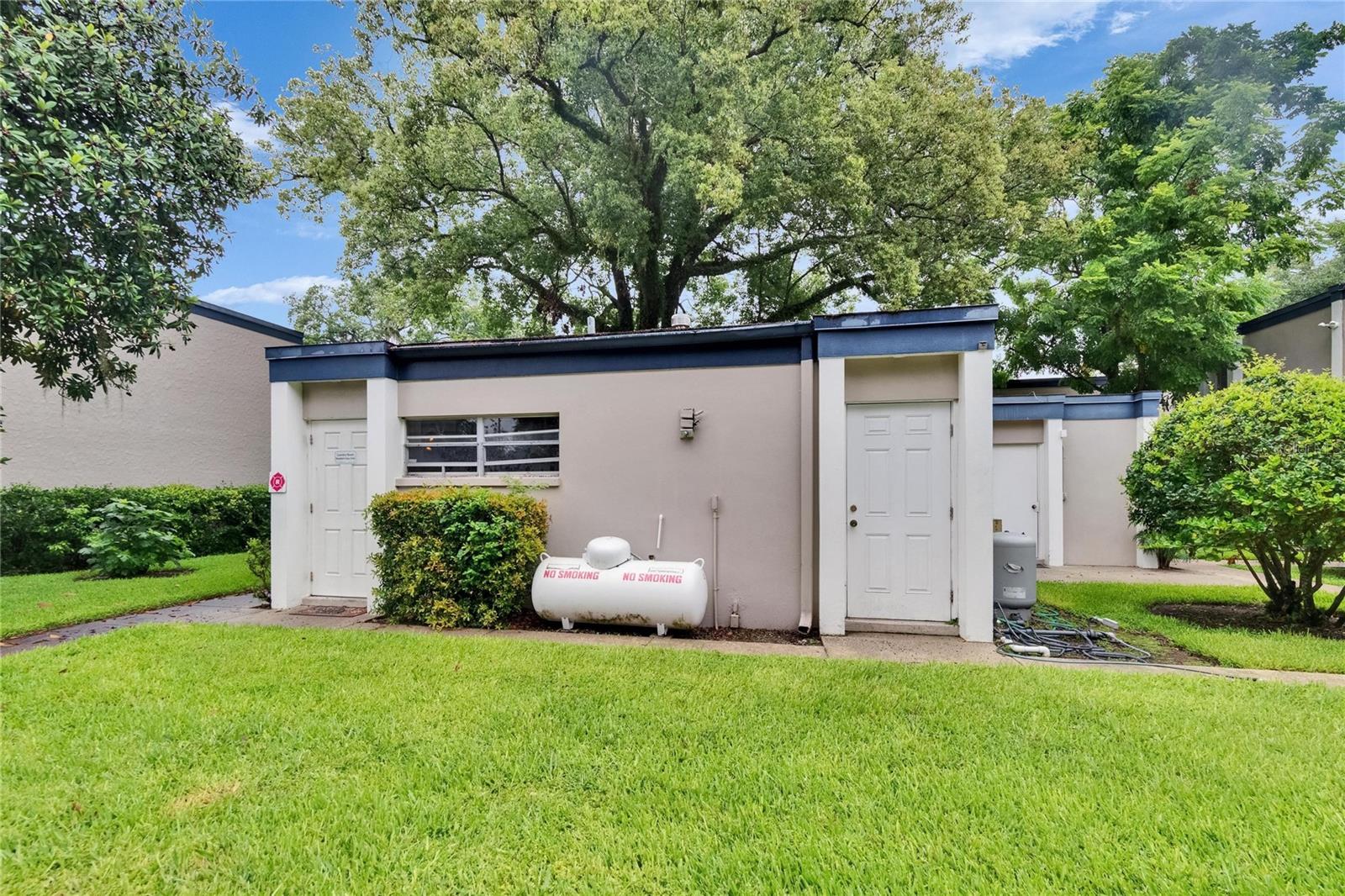 OAKWOOD COURT CONDO - Residential