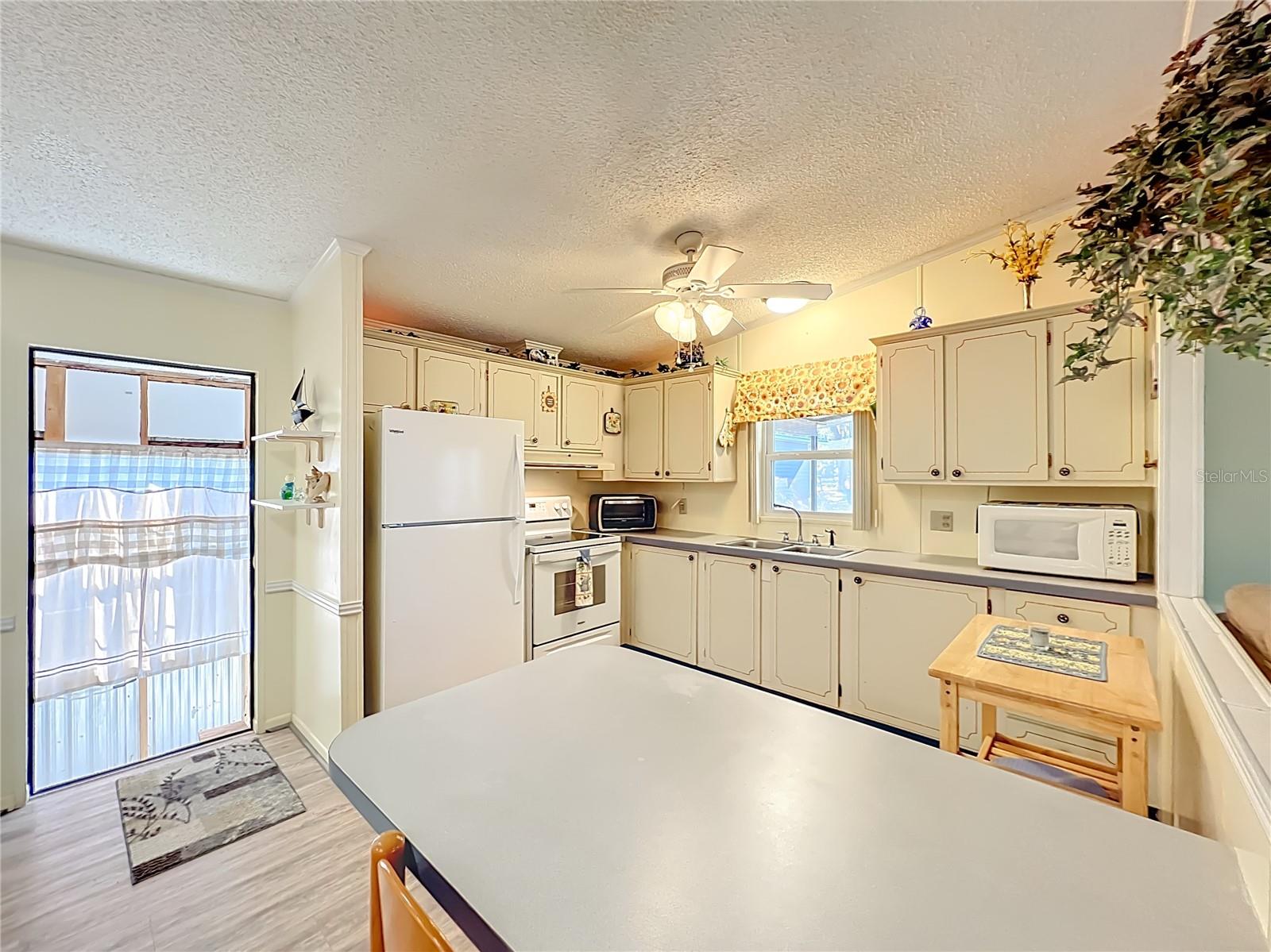 BONFIRE MOBILE HOME VILLAGE SUB - Residential