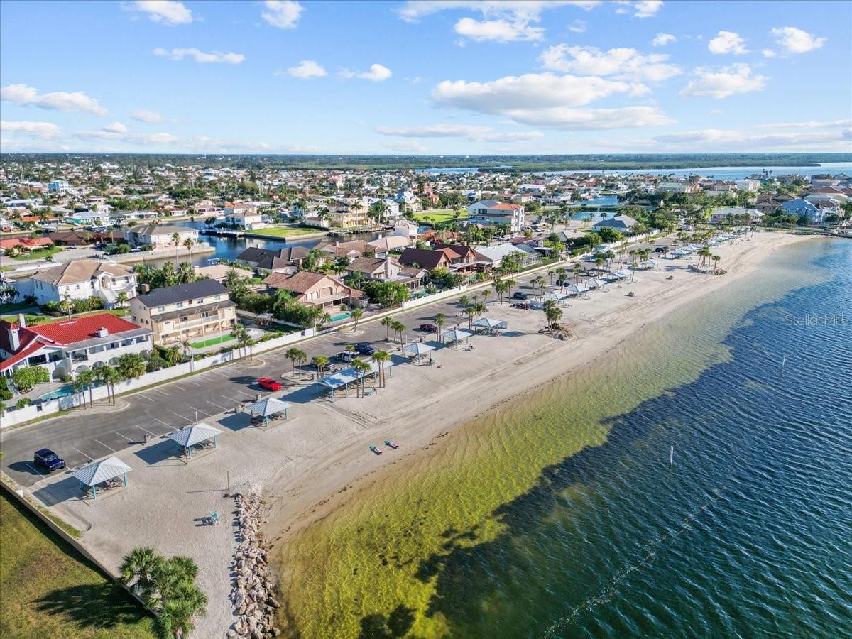 FLOR A MAR - Residential