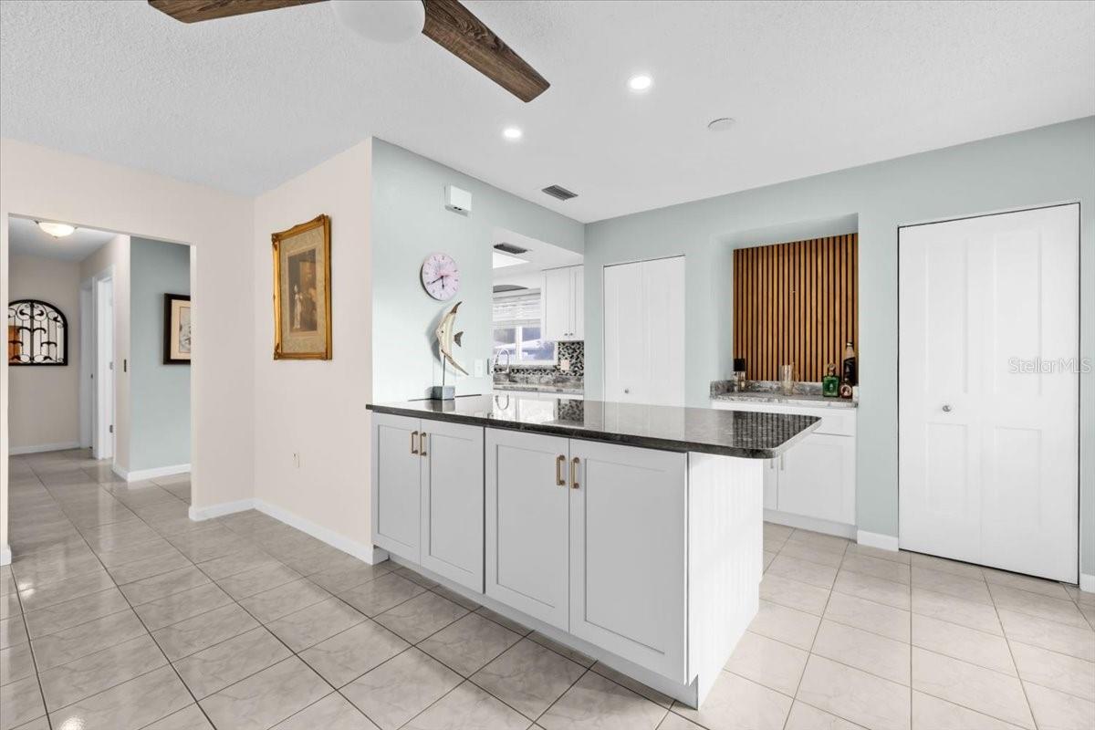 FLOR A MAR - Residential