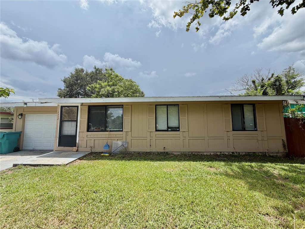Photo of 1312 Lawne Boulevard, Orlando, FL 32808 (MLS # O6426391)