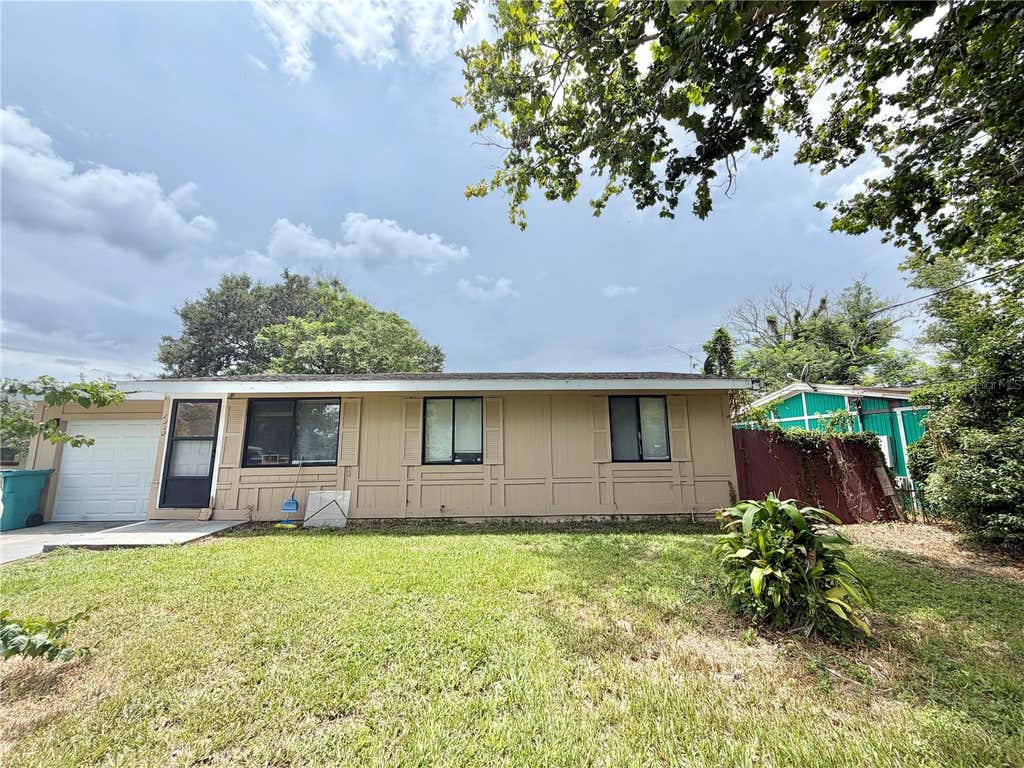 Photo of 1312 Lawne Boulevard, Orlando, FL 32808 (MLS # O6426391)