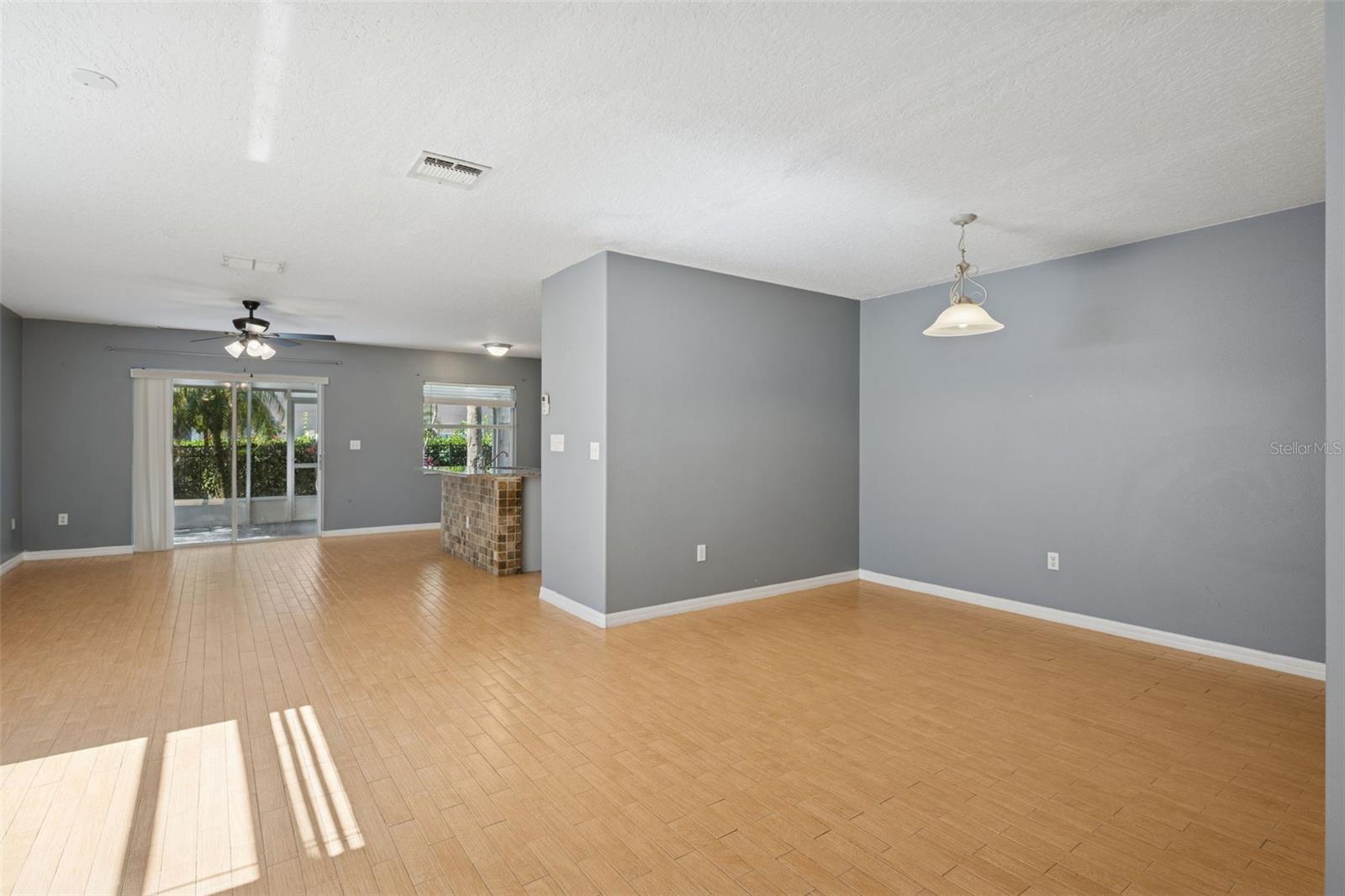 ASHFORD PARK TWNHMS REP ONE - Residential