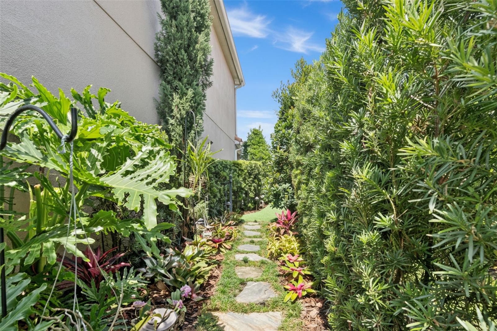 MEADOW RDG B C D E F F-1 F-2 - Residential