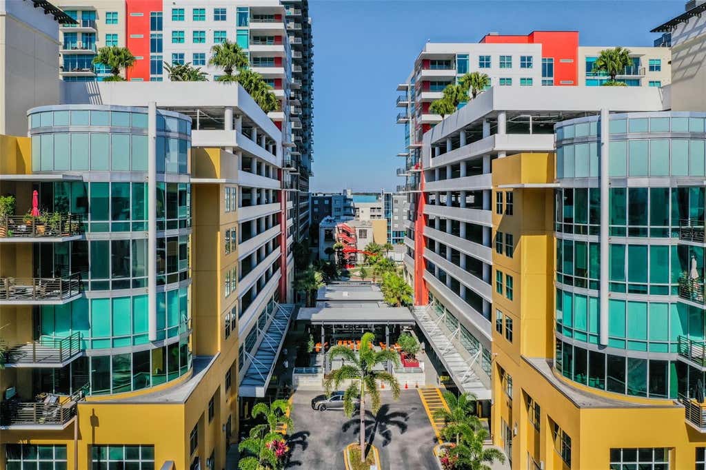 Photo of 1120 E Kennedy Boulevard #1030, Tampa, FL 33602 (MLS # TB8528910)