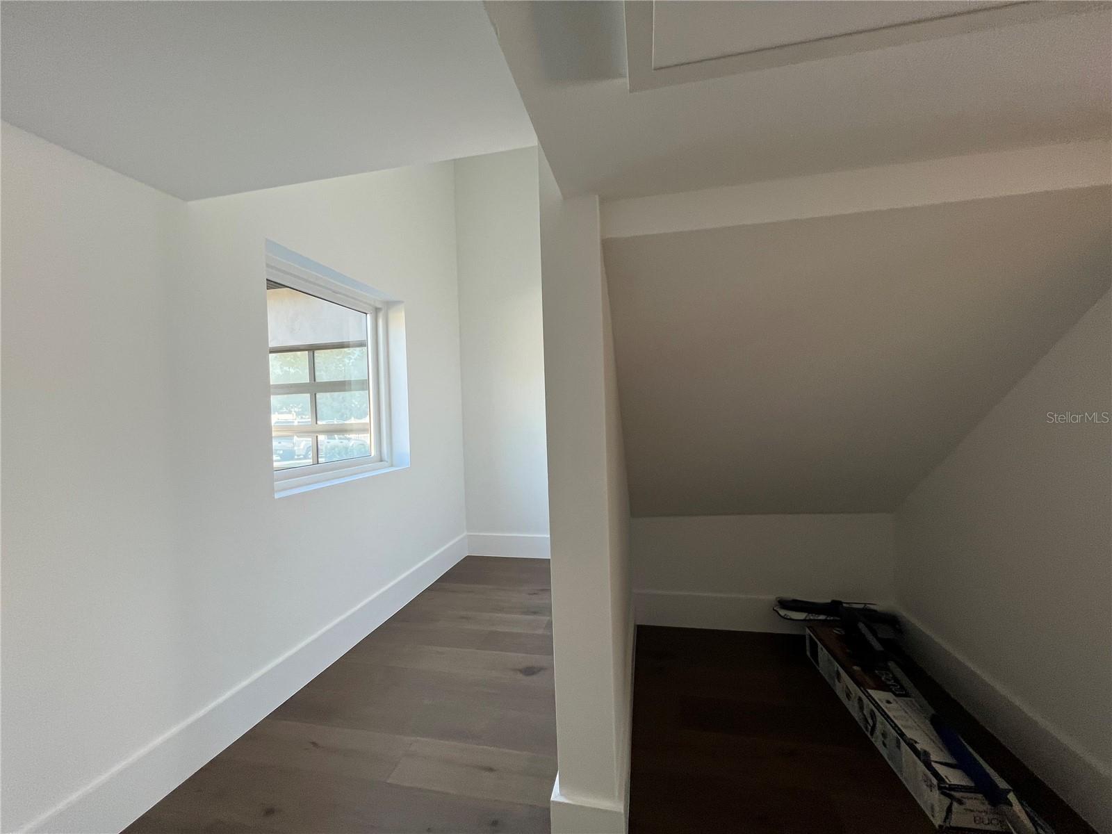 LAKE KILLARNEY SHORES - Residential