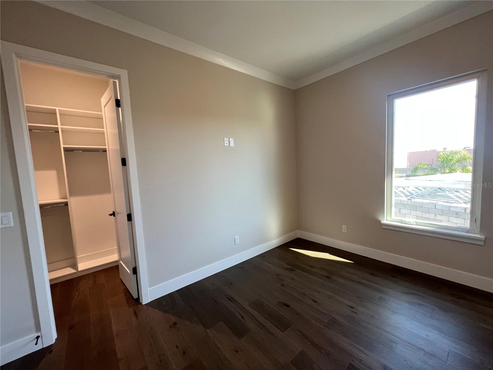 LAKE KILLARNEY SHORES - Residential