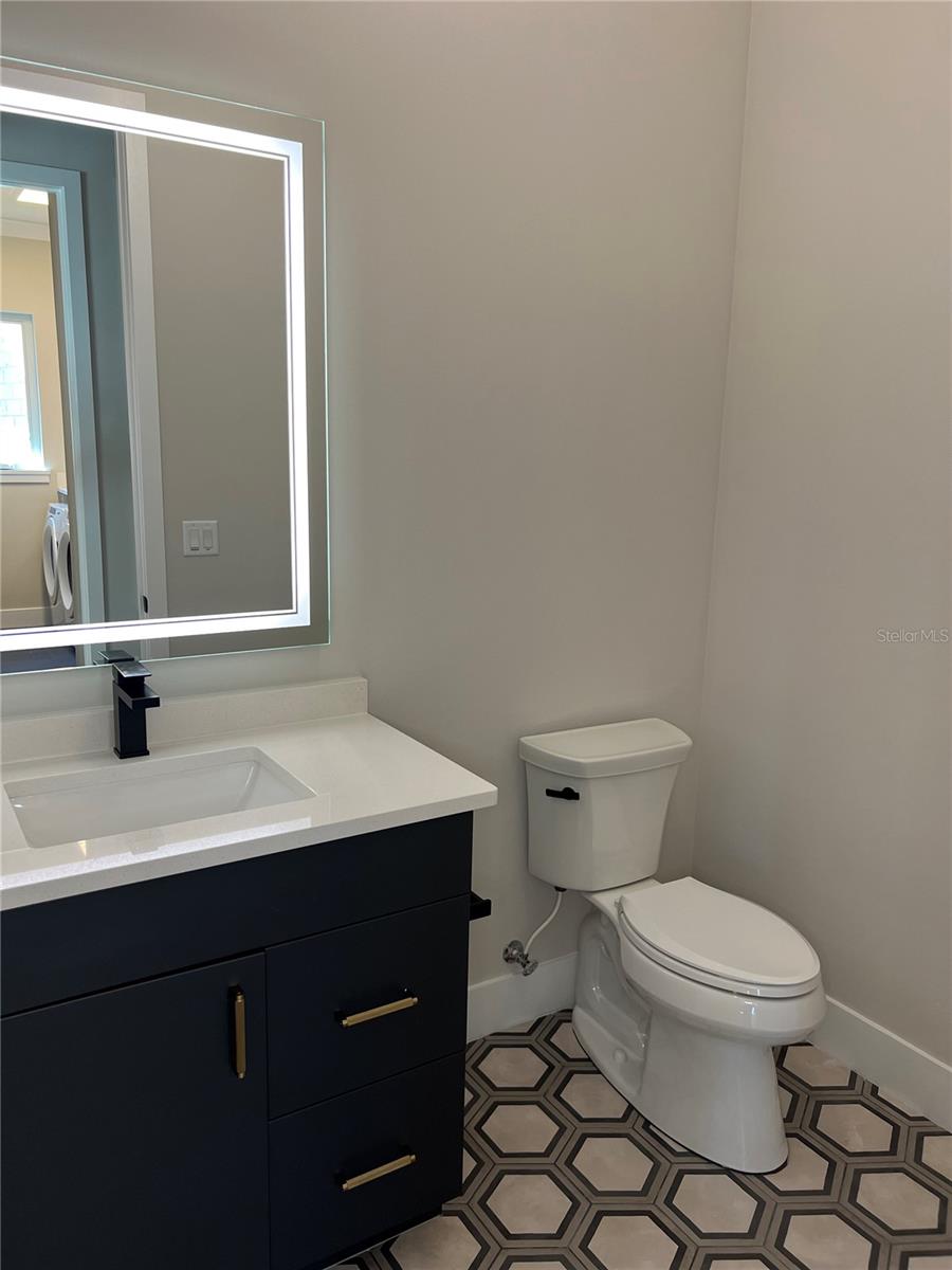 LAKE KILLARNEY SHORES - Residential