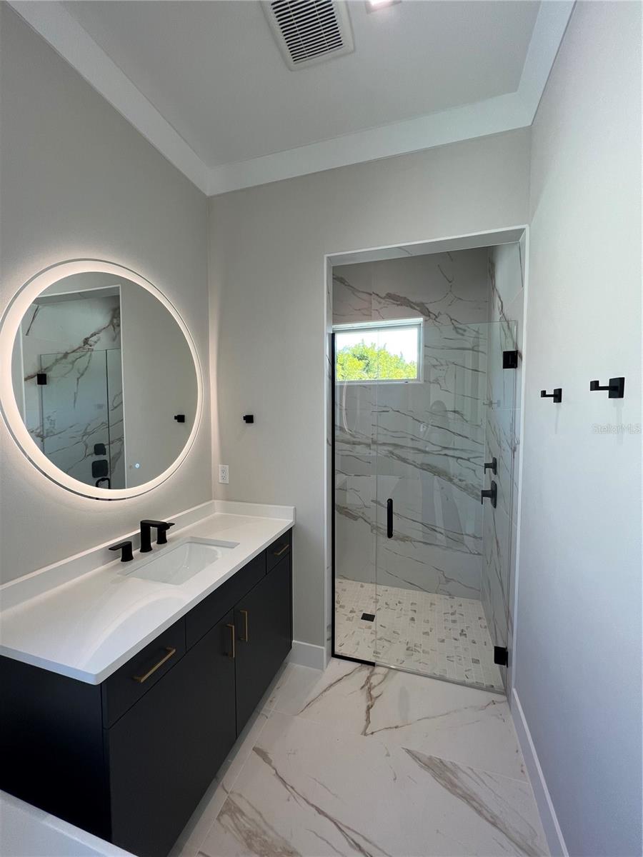 LAKE KILLARNEY SHORES - Residential