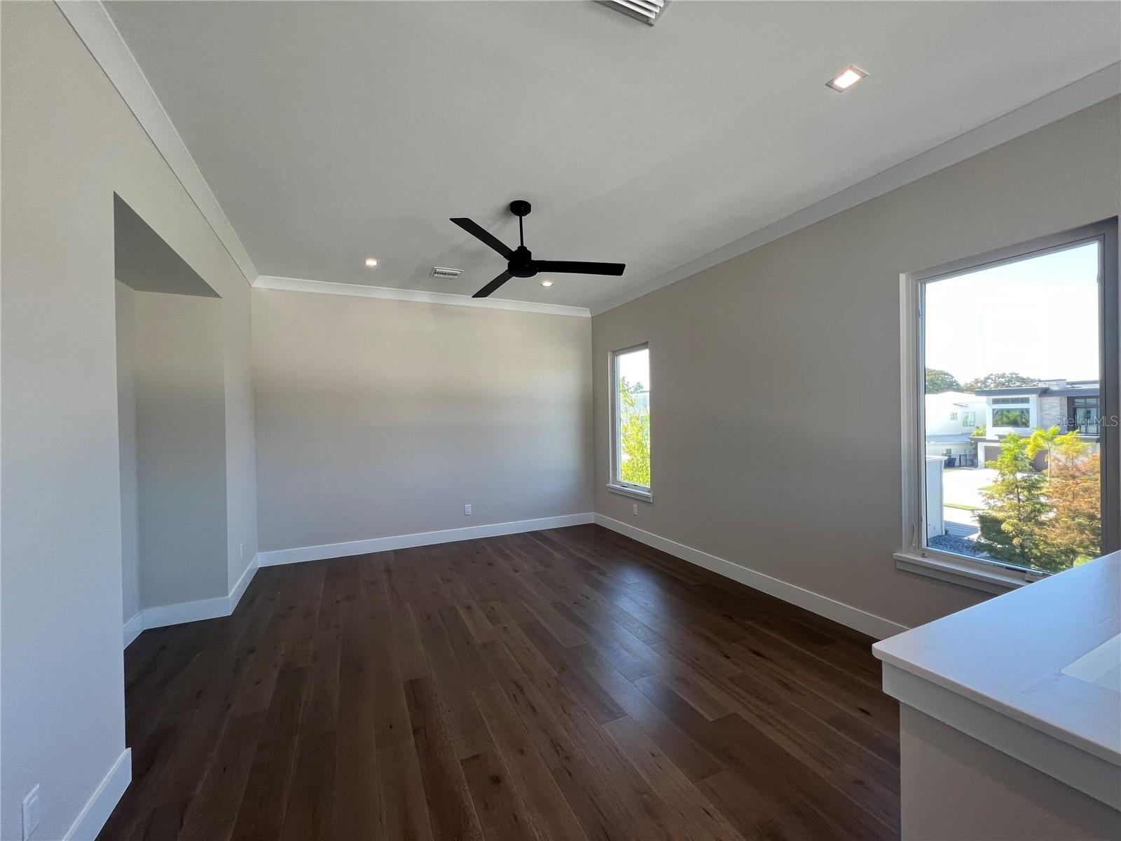 LAKE KILLARNEY SHORES - Residential