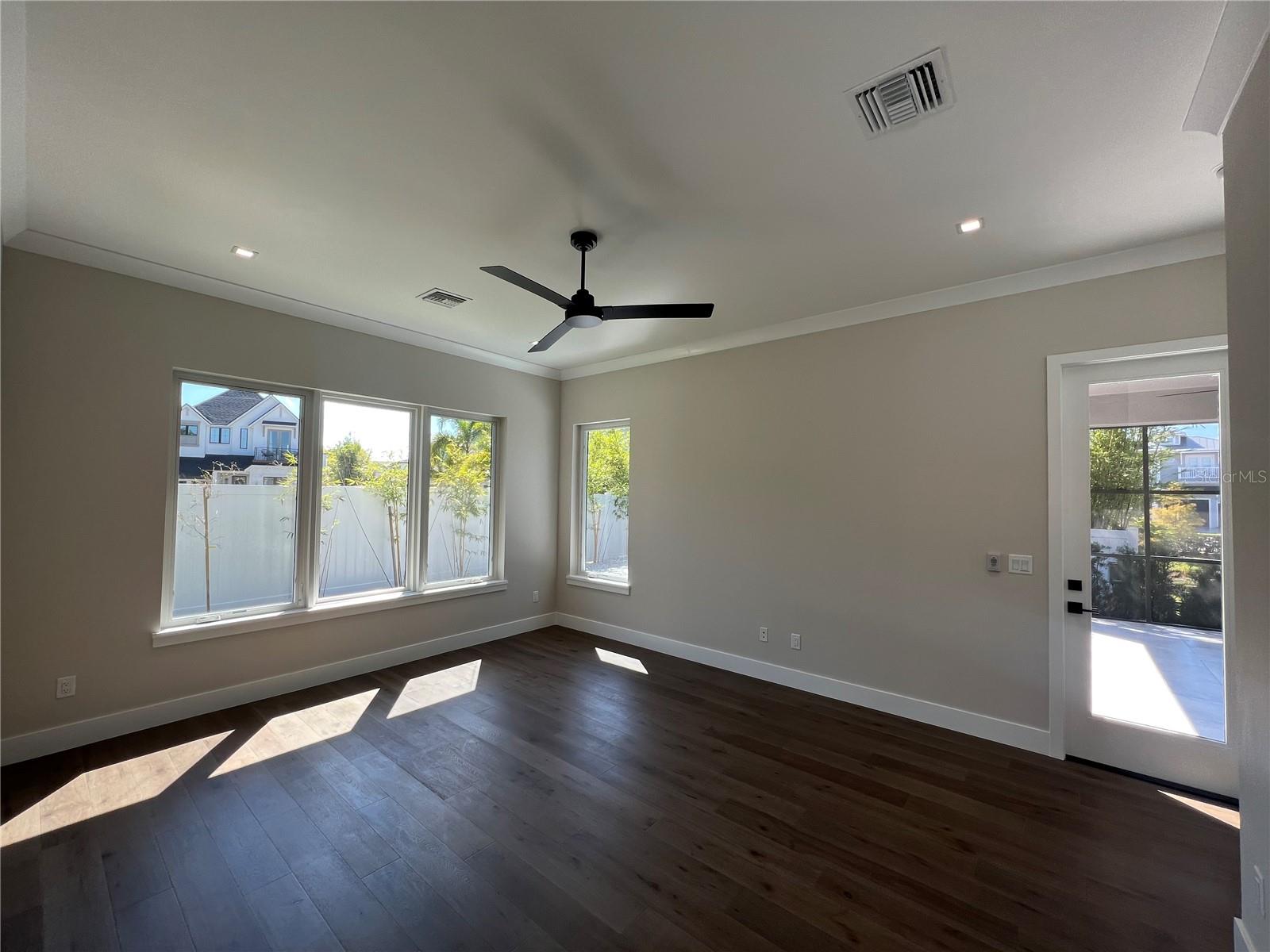 LAKE KILLARNEY SHORES - Residential