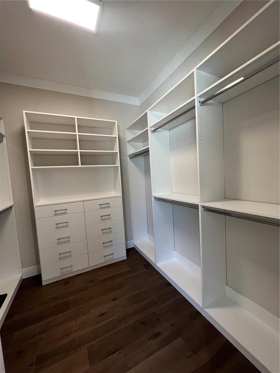 LAKE KILLARNEY SHORES - Residential