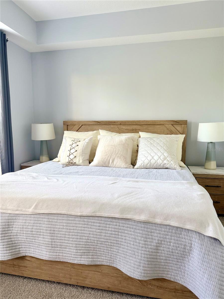 ARTISAN CLUB CONDO PH 5 - Residential Lease