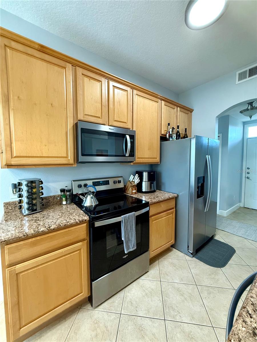 ARTISAN CLUB CONDO PH 5 - Residential Lease