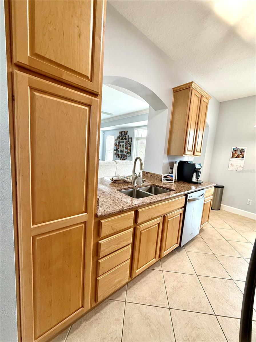 ARTISAN CLUB CONDO PH 5 - Residential Lease