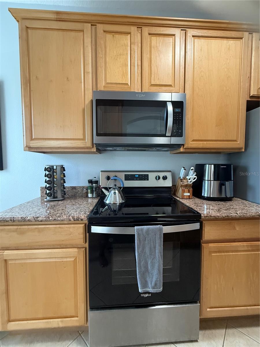 ARTISAN CLUB CONDO PH 5 - Residential Lease